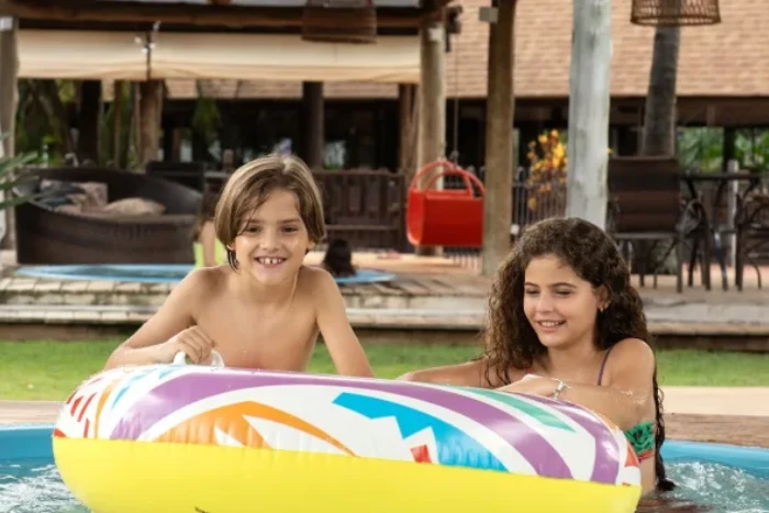 banner crianças férias
